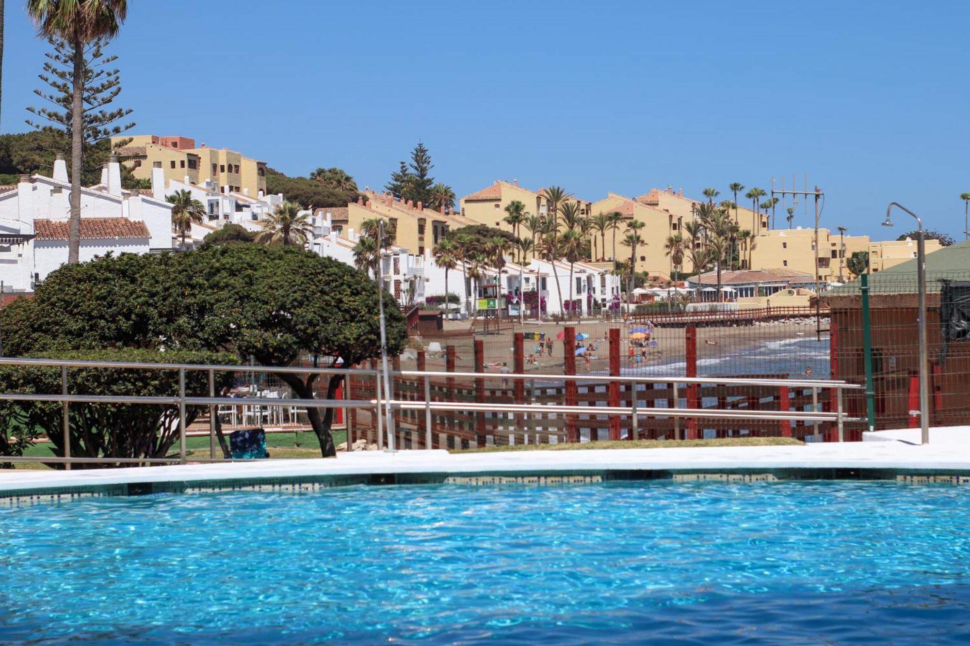 Calahonda Coastal Apartment
